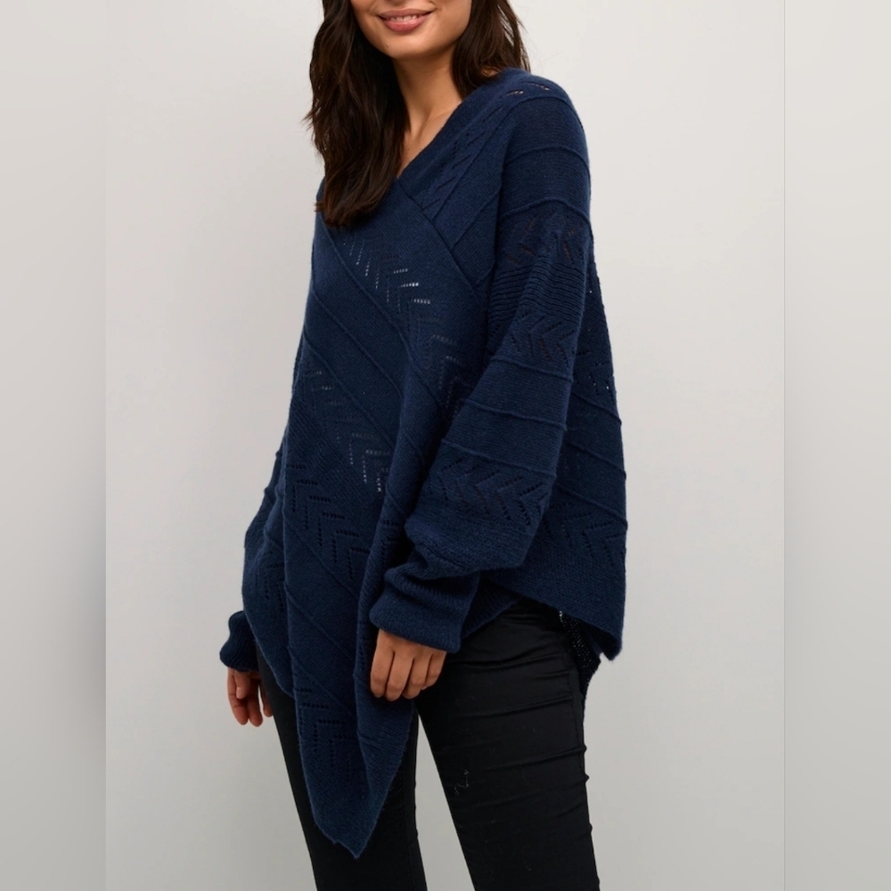 Cream Cape Holiday Navy Blue Poncho Style Pullover Sweater OS